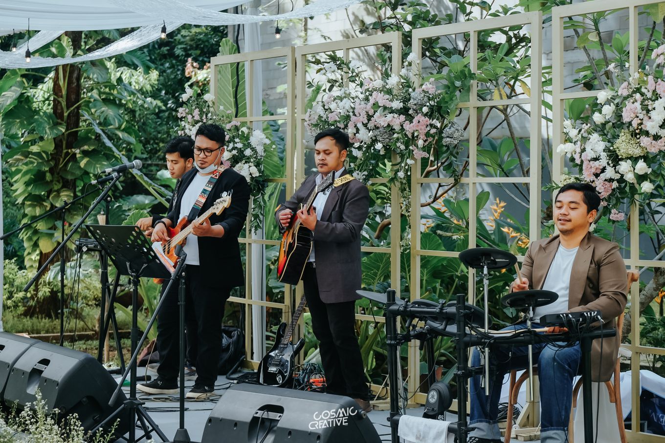 Panggung Band - Garden
